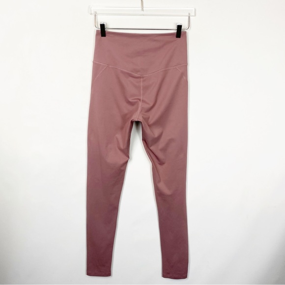 Girlfriend Collective Compressive Tight in Dusty Rose Primrose - Picture 6 of 7